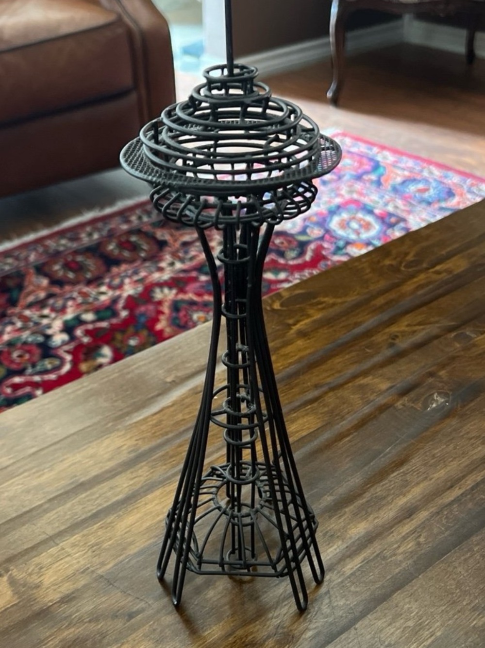 VINTAGE MID-CENTURY MODERN SEATTLE SPACE NEEDLE WIRE ART SCULPTURE//BRONZE TONED